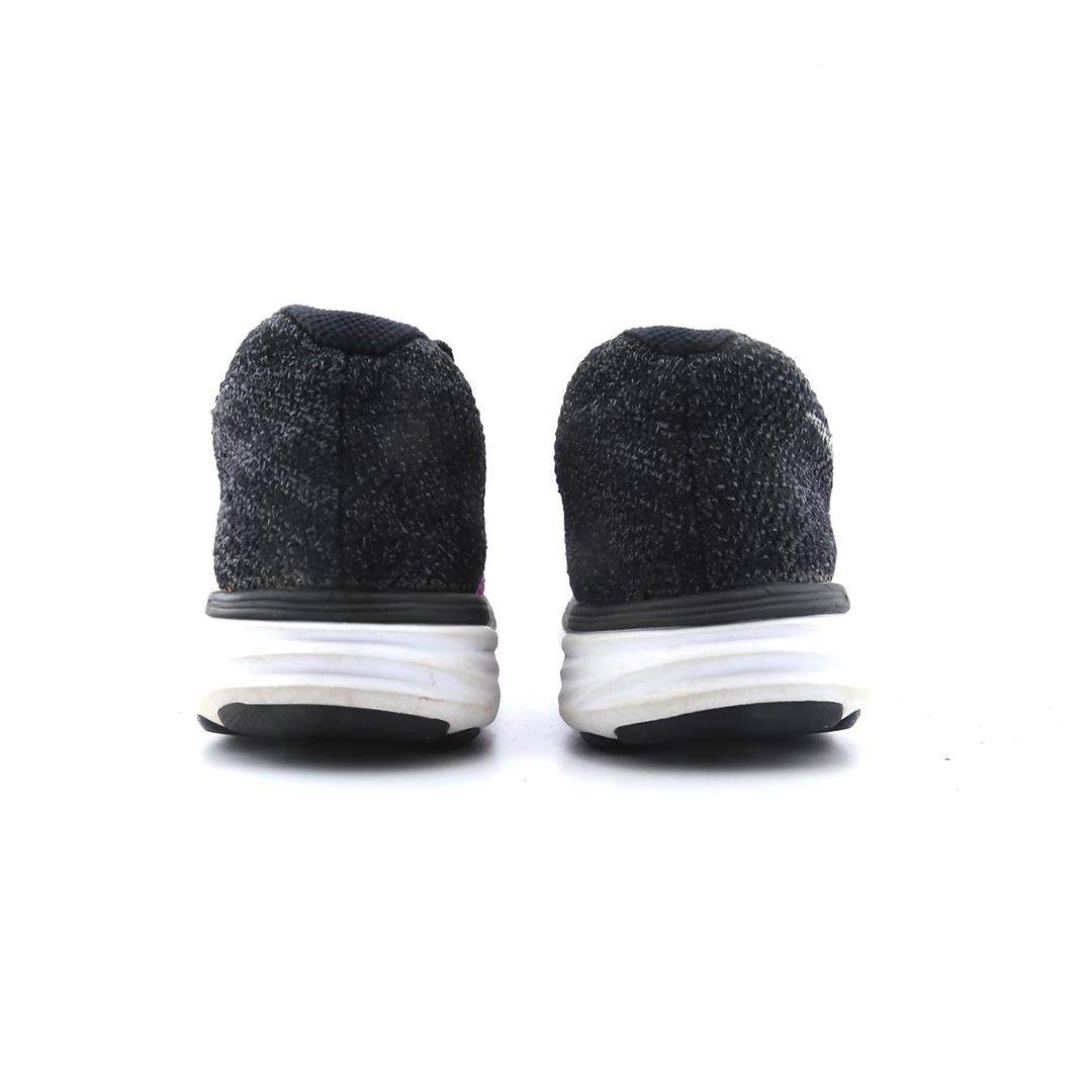 NIKE FLYKNIT LUNAR 3