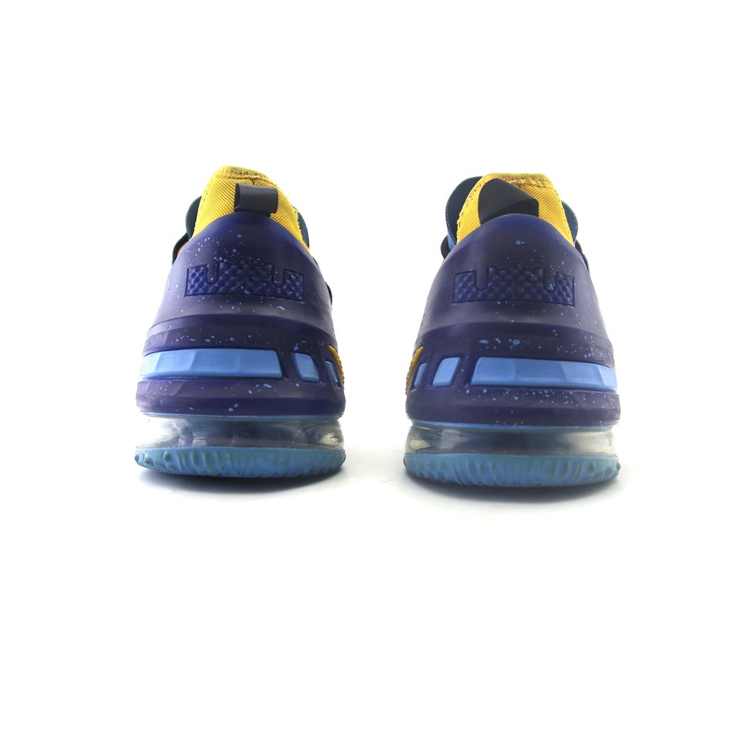 NIKE LEBRON 18