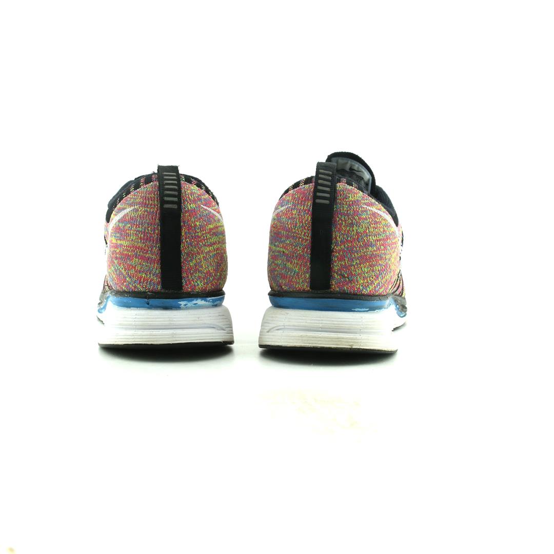 NIKE FLYKNIT TRAINER+