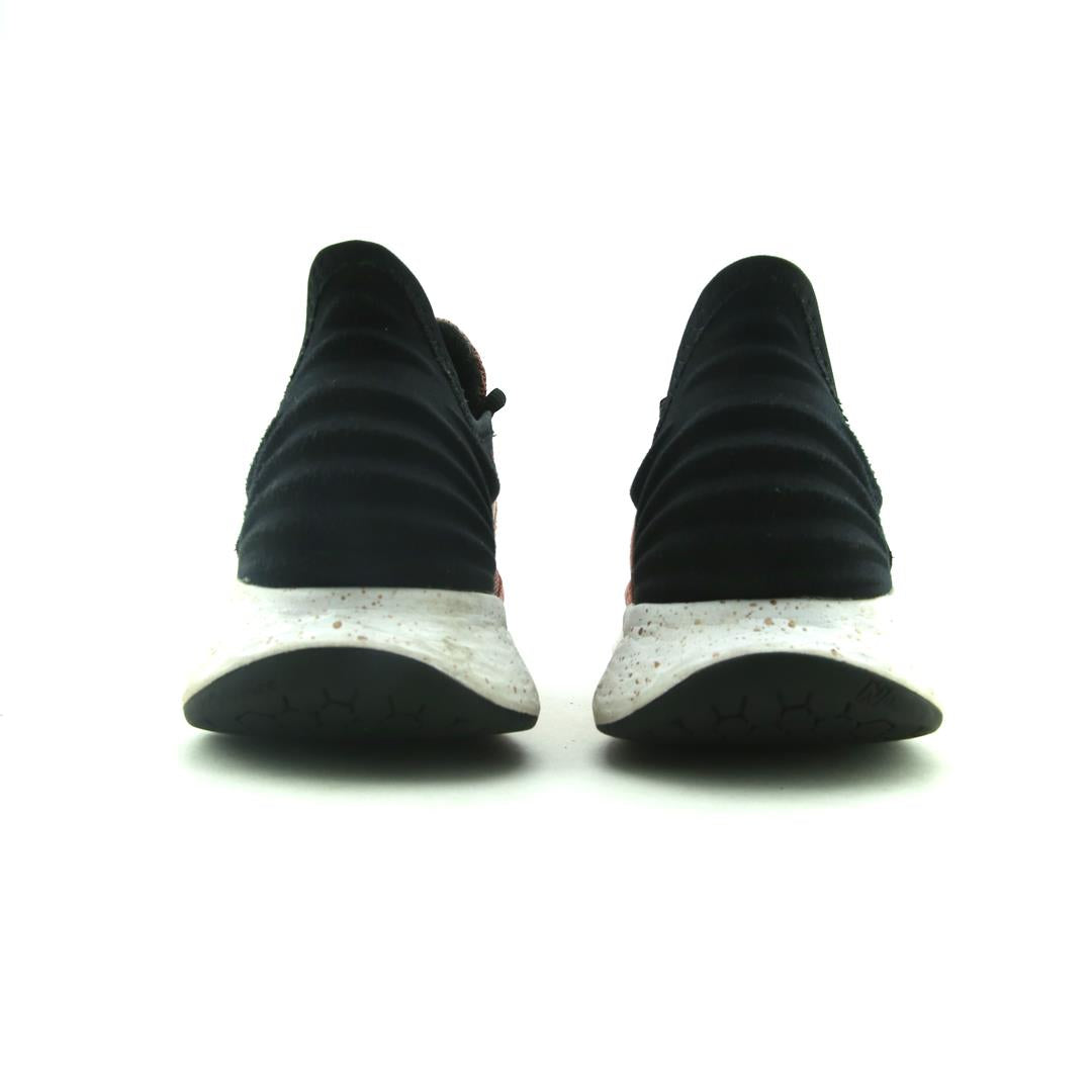 NEW BALANCE FRESH FOAM ROAV V1