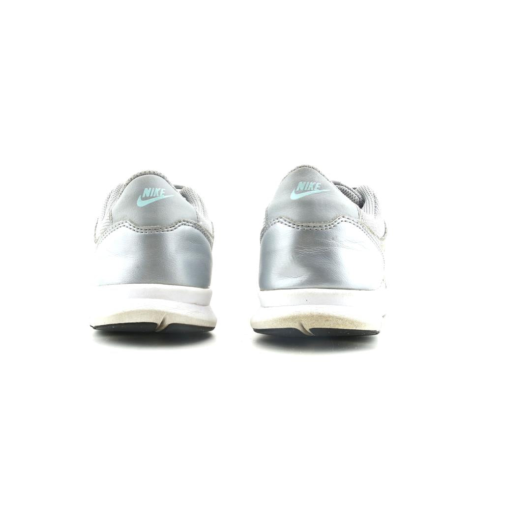 NIKE ORIVE
