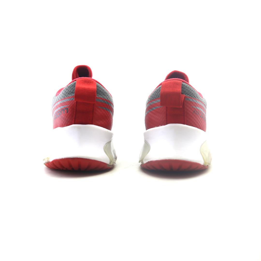 NIKE AIR ZOOM ARCADIA