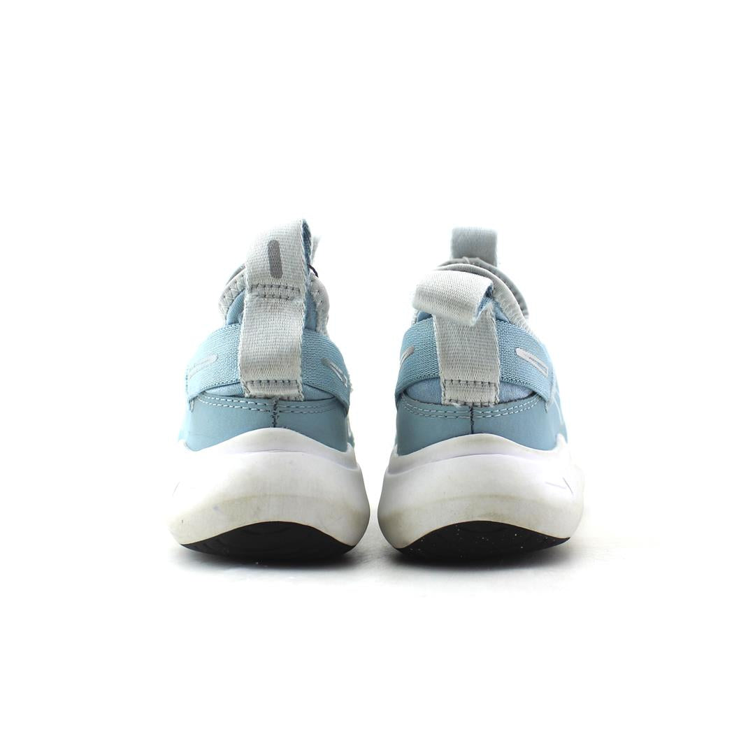 NIKE FLEX PLUS