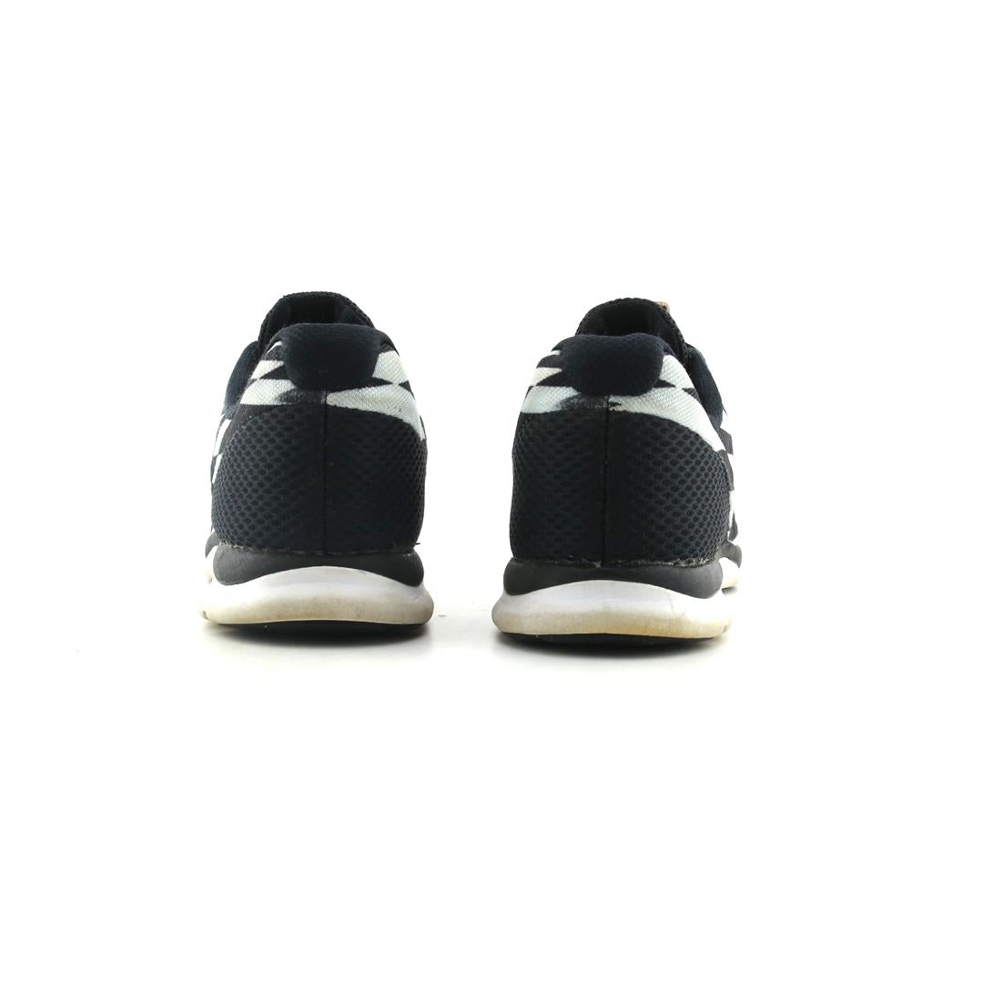 NIKE IN SEASON TR 6