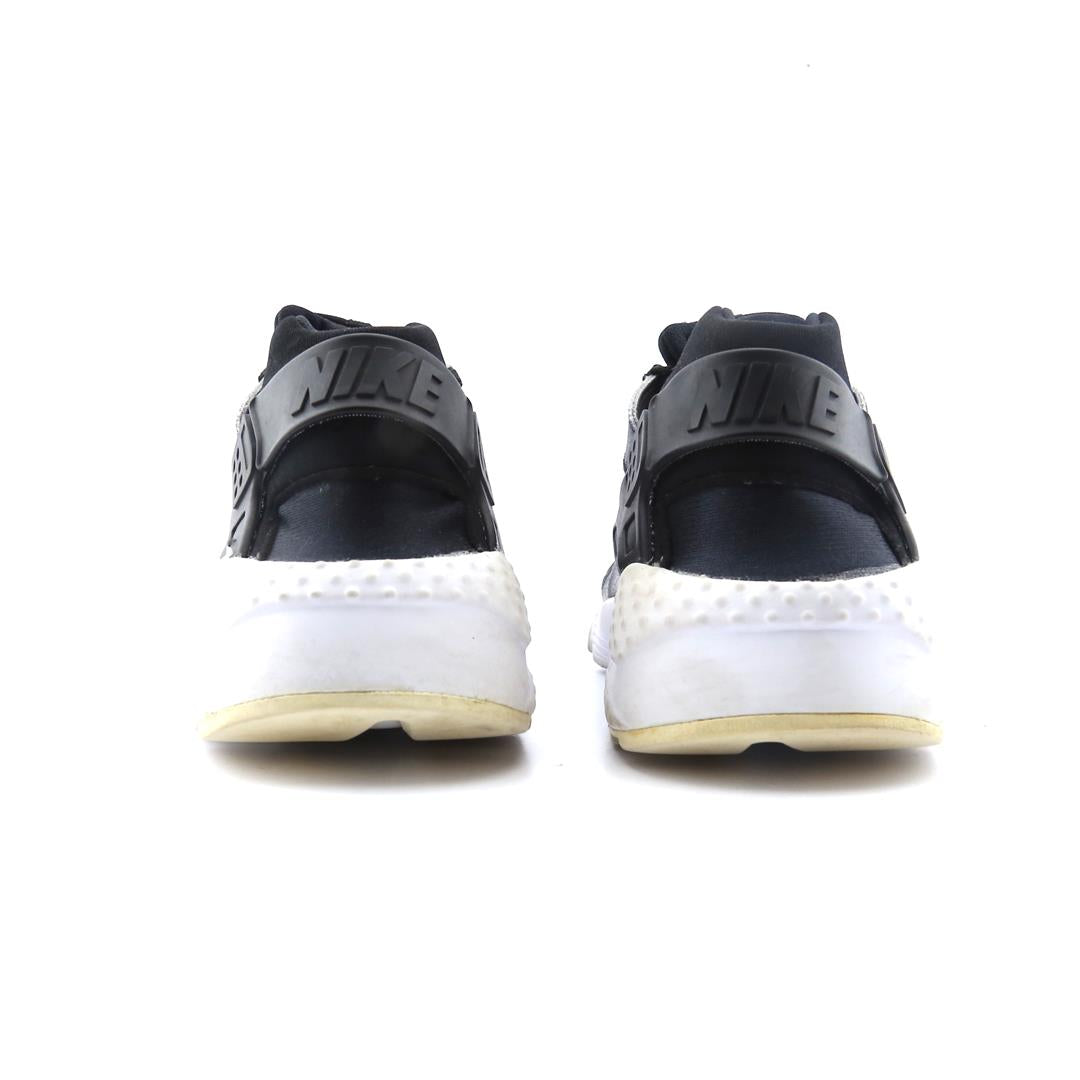 NIKE HUARACHE RUN
