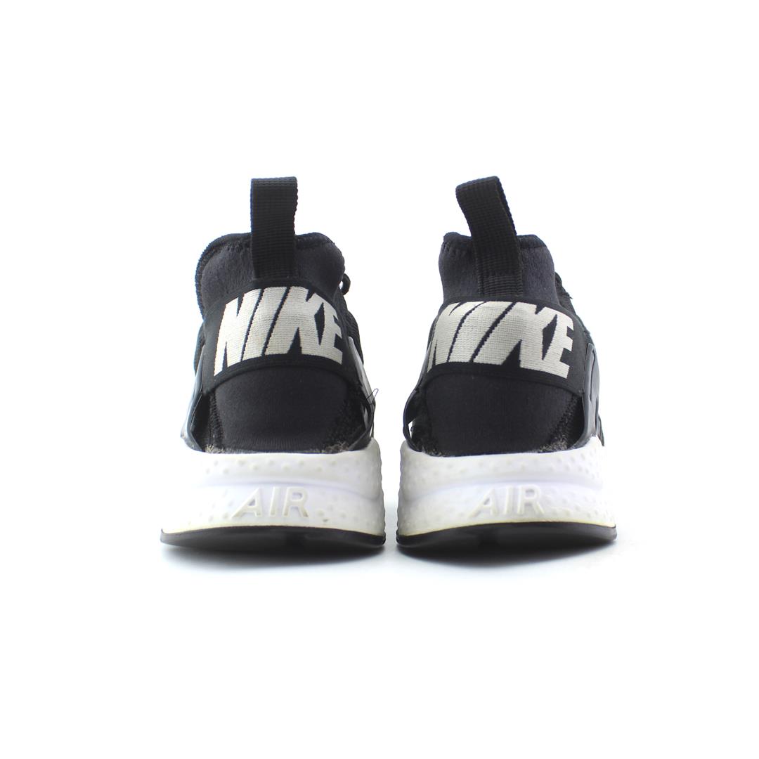 NIKE AIR HUARACHE RUN