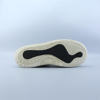 NIKE SQUASH TYPE