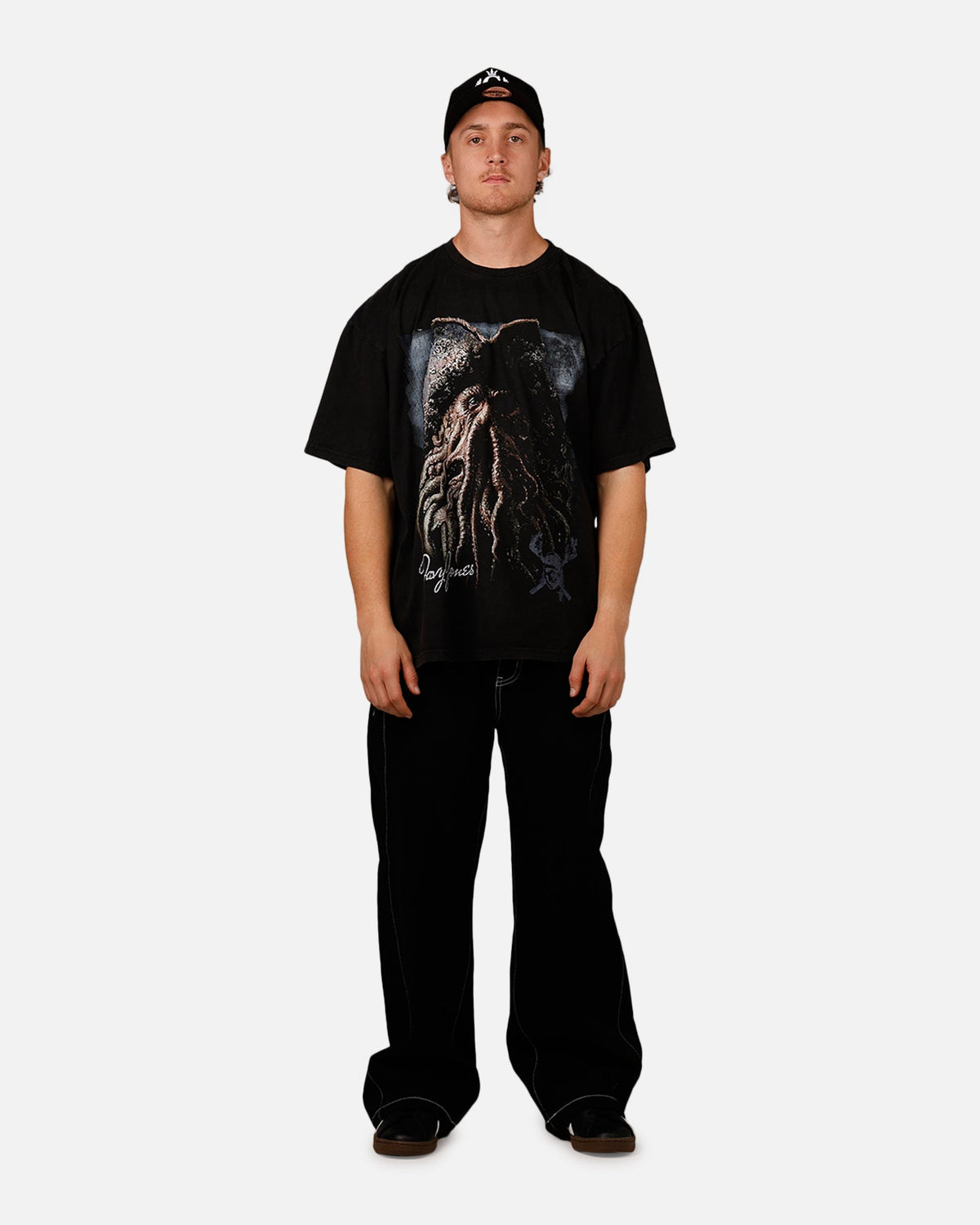 Goat Crew Disney Pirates Of The Caribbean Davy Jones Heavy T-Shirt Vintage Black