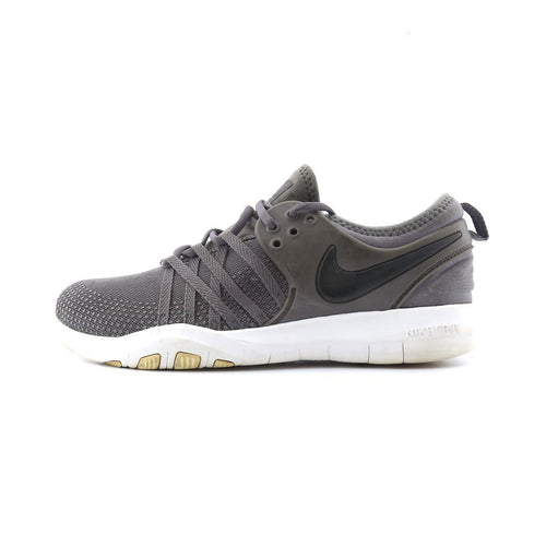 NIKE FREE TR 7