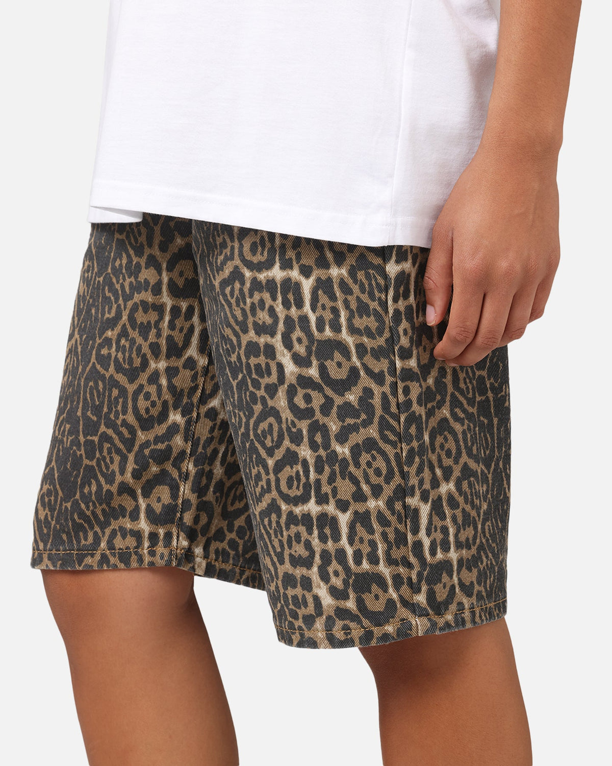 XXIII Women's Leopard Wide Leg Jorts Leopard