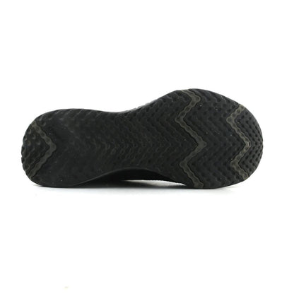 NIKE REVOLUTION 5
