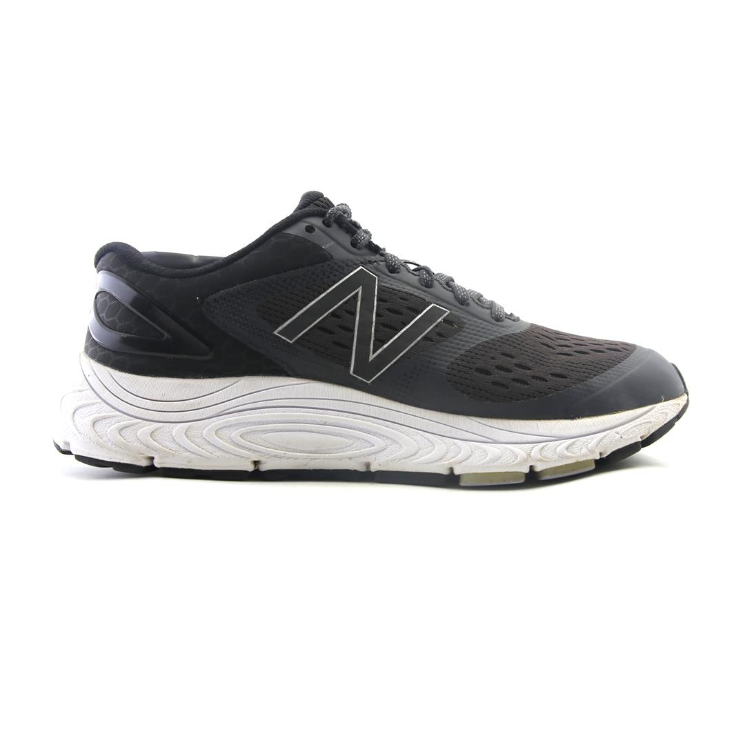 NEW BALANCE 840 V4