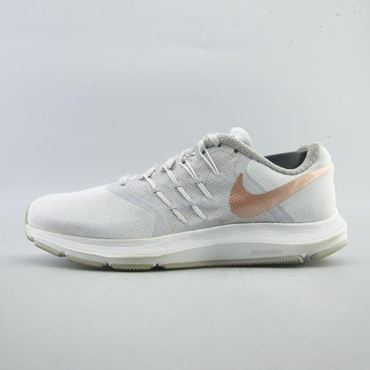 NIKE RUN SWIFT