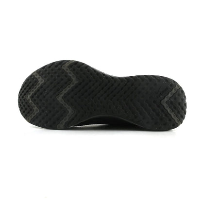 NIKE REVOLUTION 5