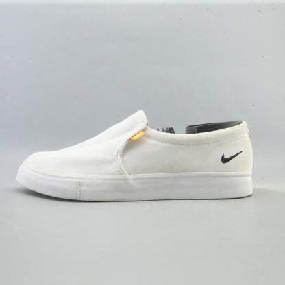 NIKE COURT ROYALE