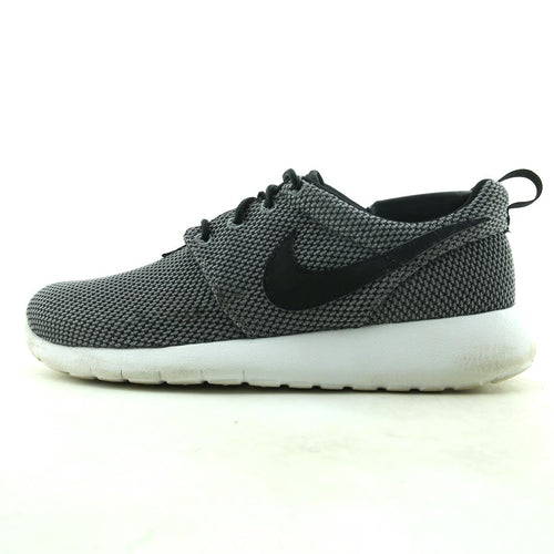 NIKE ROSHE ONE