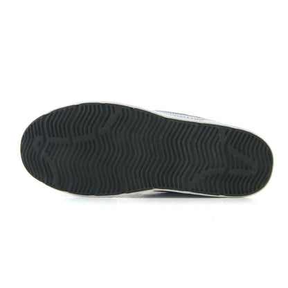 NIKE  RUCKUS LOW TOP