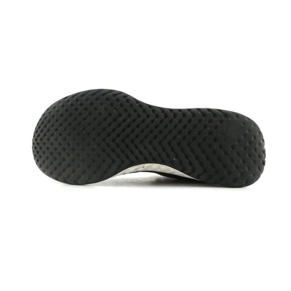 NIKE REVOLUTION 5