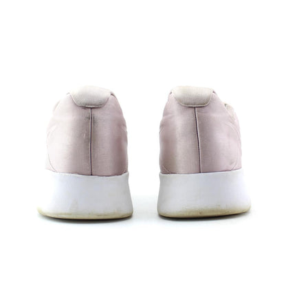 NIKE TANJUN
