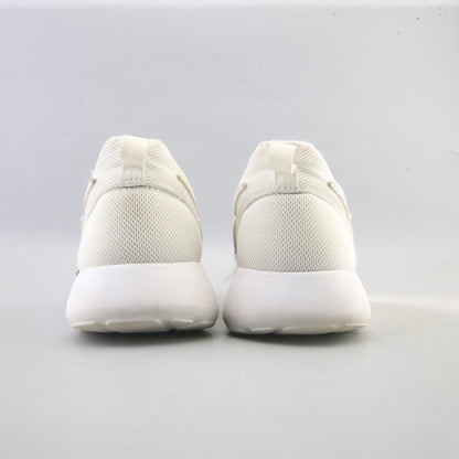 NIKE ROSHE ONE