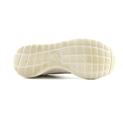 NIKE ROSHE ONE