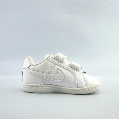 NIKE COURT ROYALE