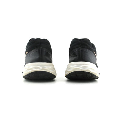 NIKE REVOLUTION 6