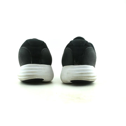 NIKE LUNAR APPARENT