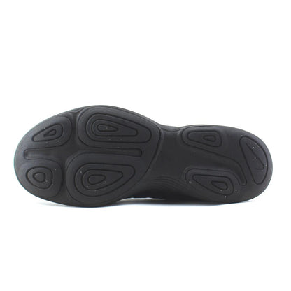 NIKE REVOLUTION 4