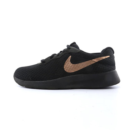 NIKE TANJUN