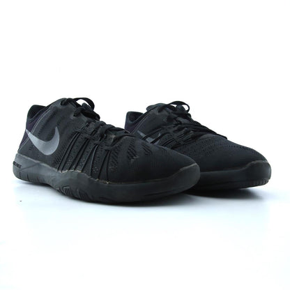 NIKE FREE TR 6