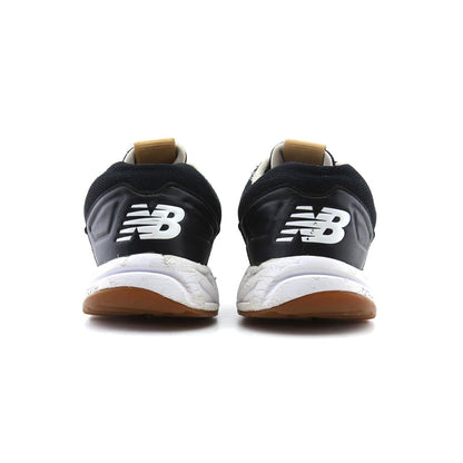 NEW BALANCE 3000V3