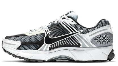 Nike Zoom Vomero 5 SP ‘Dark Grey’