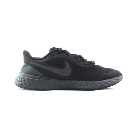 NIKE REVOLUTION 5