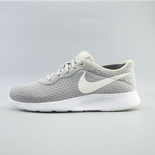 NIKE TANJUN