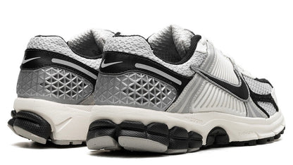 Nike Zoom Vomero 5 Photon Dust Black