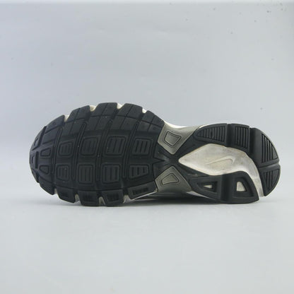 NIKE  INITIATOR