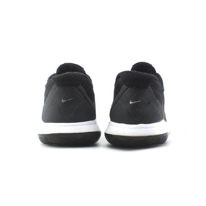 NIKE  FLEX EXPERIENCE RN 8