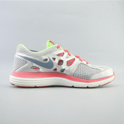 NIKE DUAL FUSION LITE