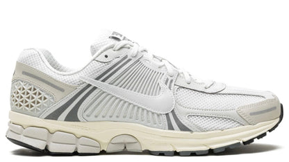Nike Zoom Vomero 5 Platinum Tint