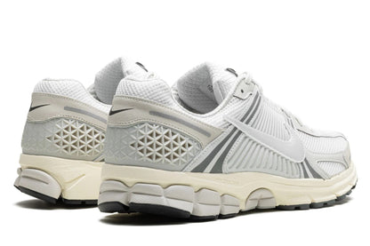 Nike Zoom Vomero 5 Platinum Tint