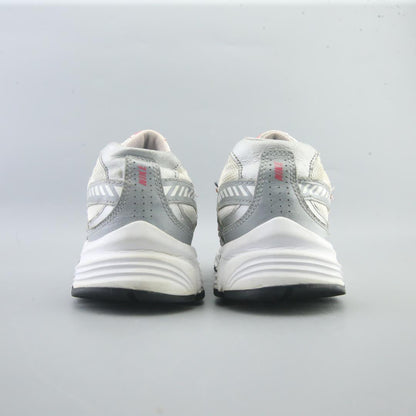 NIKE  INITIATOR