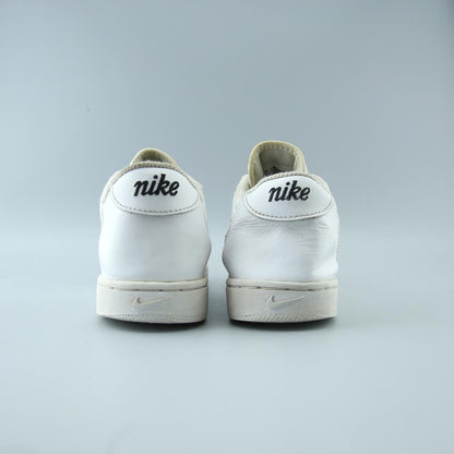 NIKE COURT VINTAGE