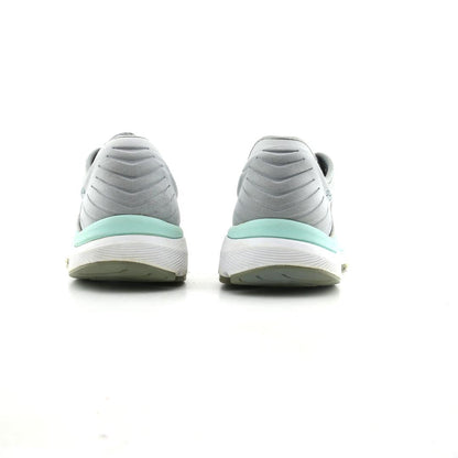 NEW BALANCE 860V10