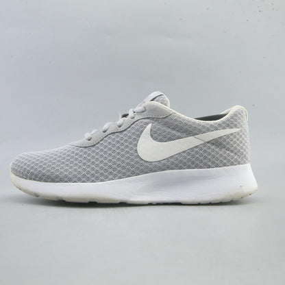 NIKE TANJUN