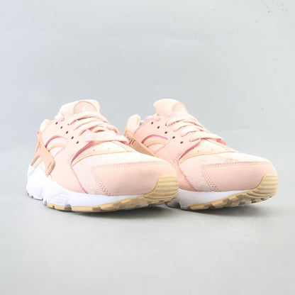 NIKE HUARACHE RUN SE