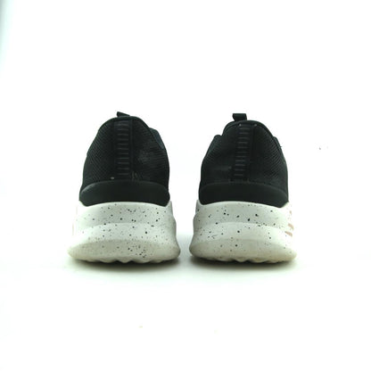 NEW BALANCE CUSH DISTRICT
