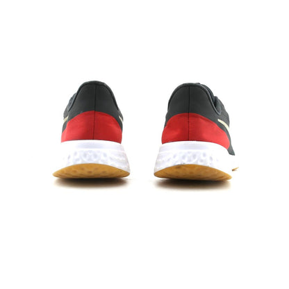 NIKE REVOLUTION 5