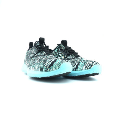 NIKE  JUVENATE