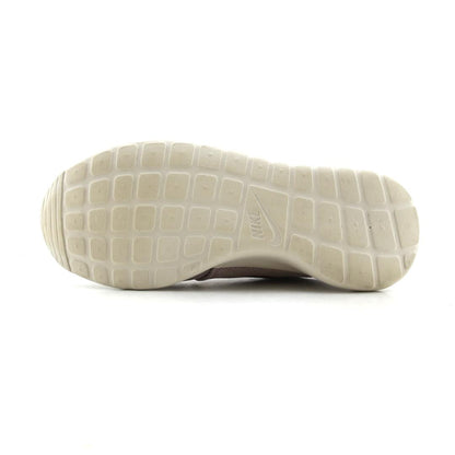 NIKE ROSHE ONE
